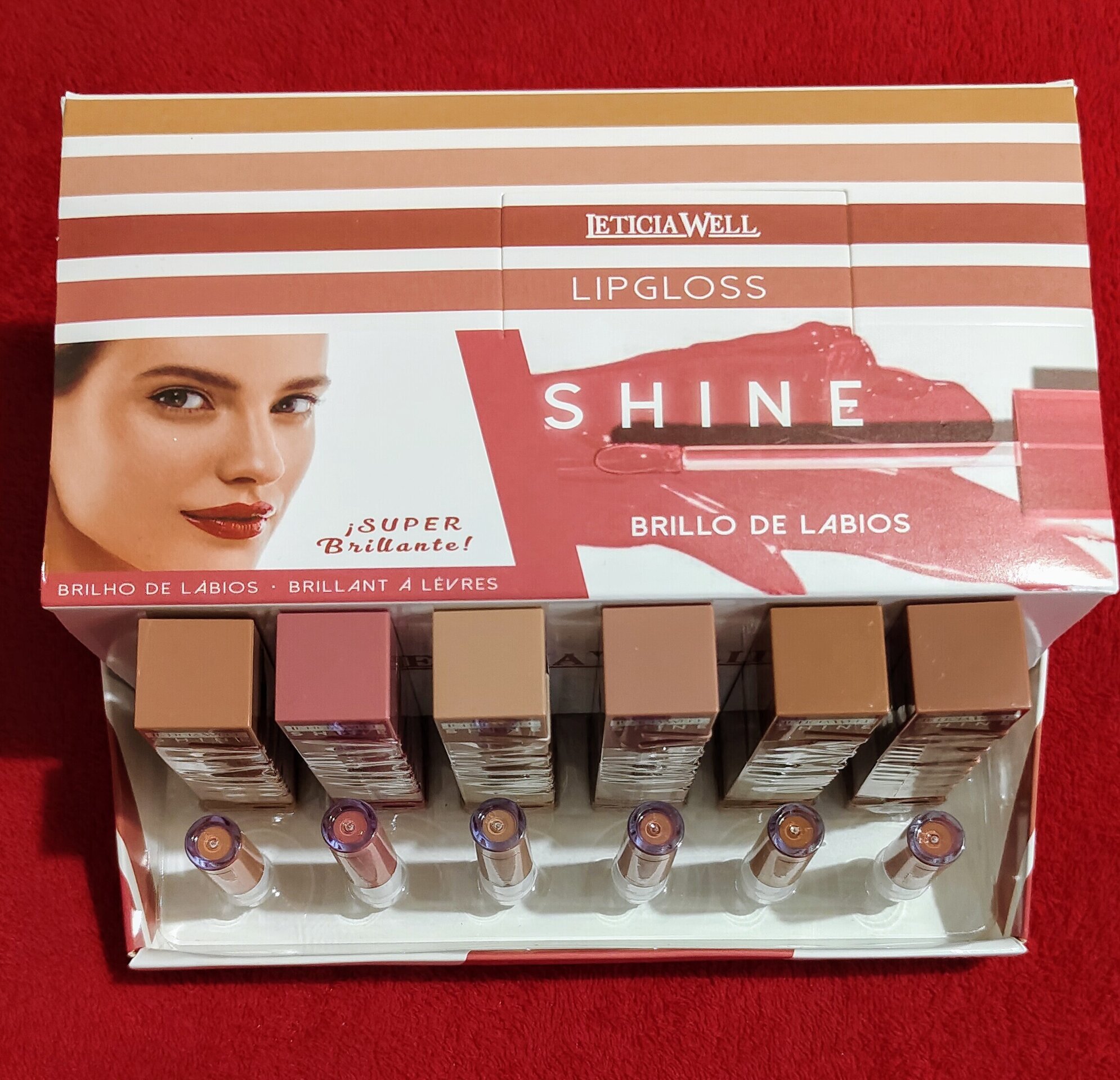 BRILLO DE LABIOS - 3