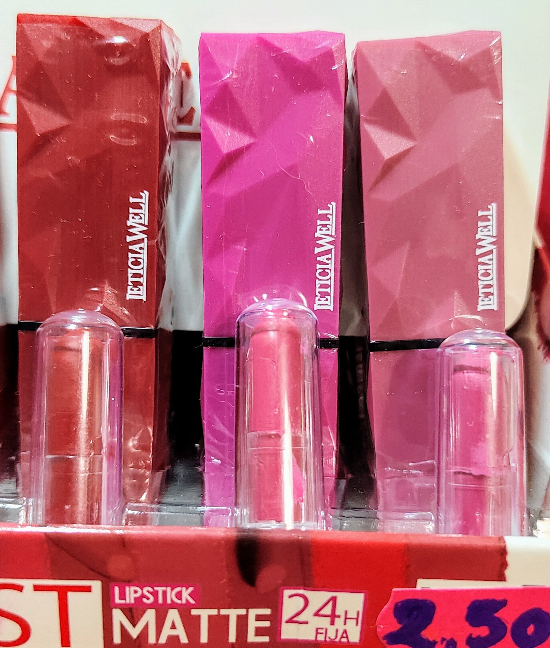BARRA DE LABIOS - 2